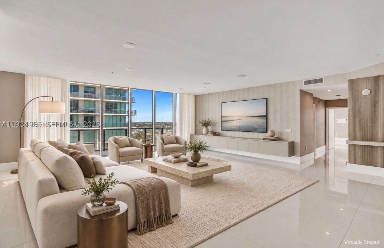 Sunny Isles Beach photo 3