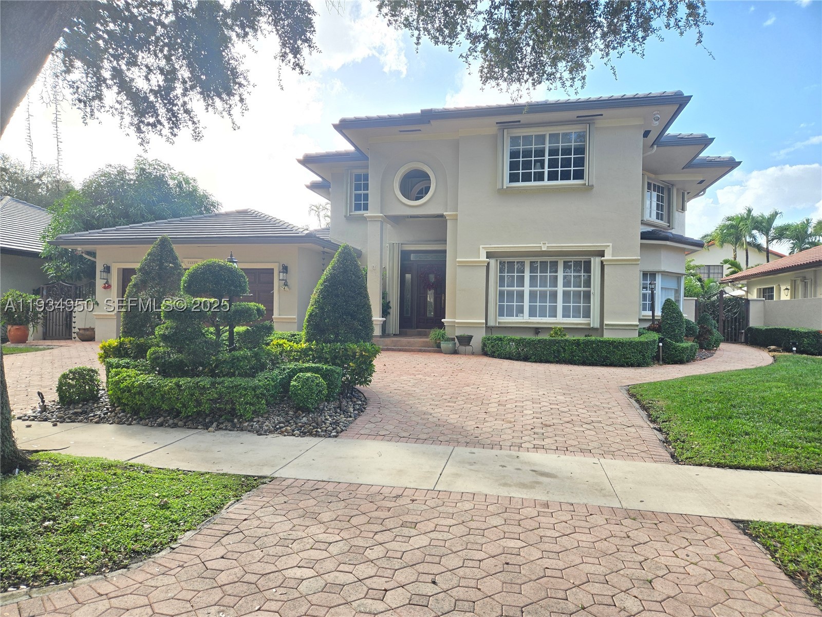 Miami Lakes photo 1