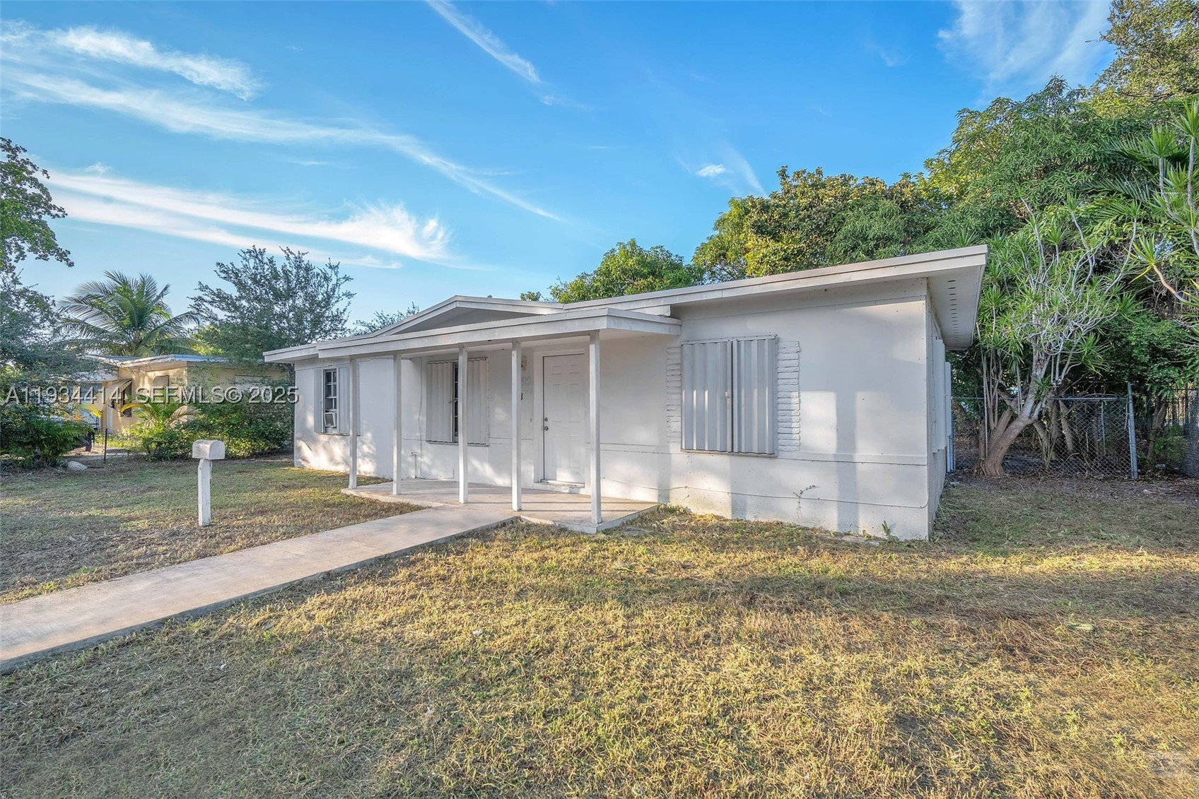 North Miami photo 3