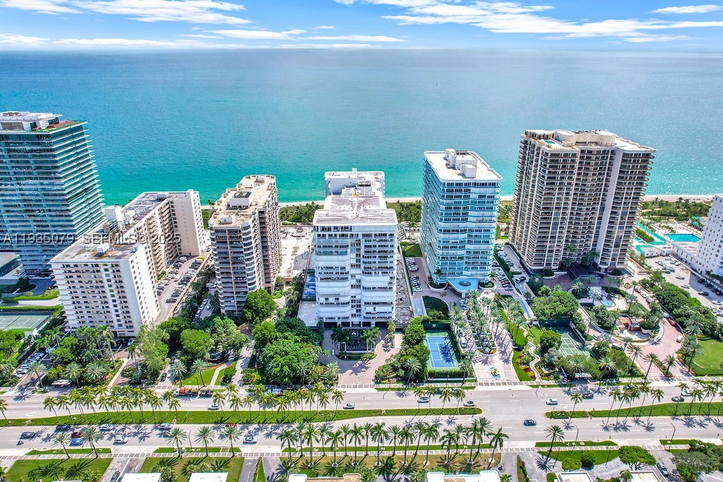 Bal Harbour photo 4