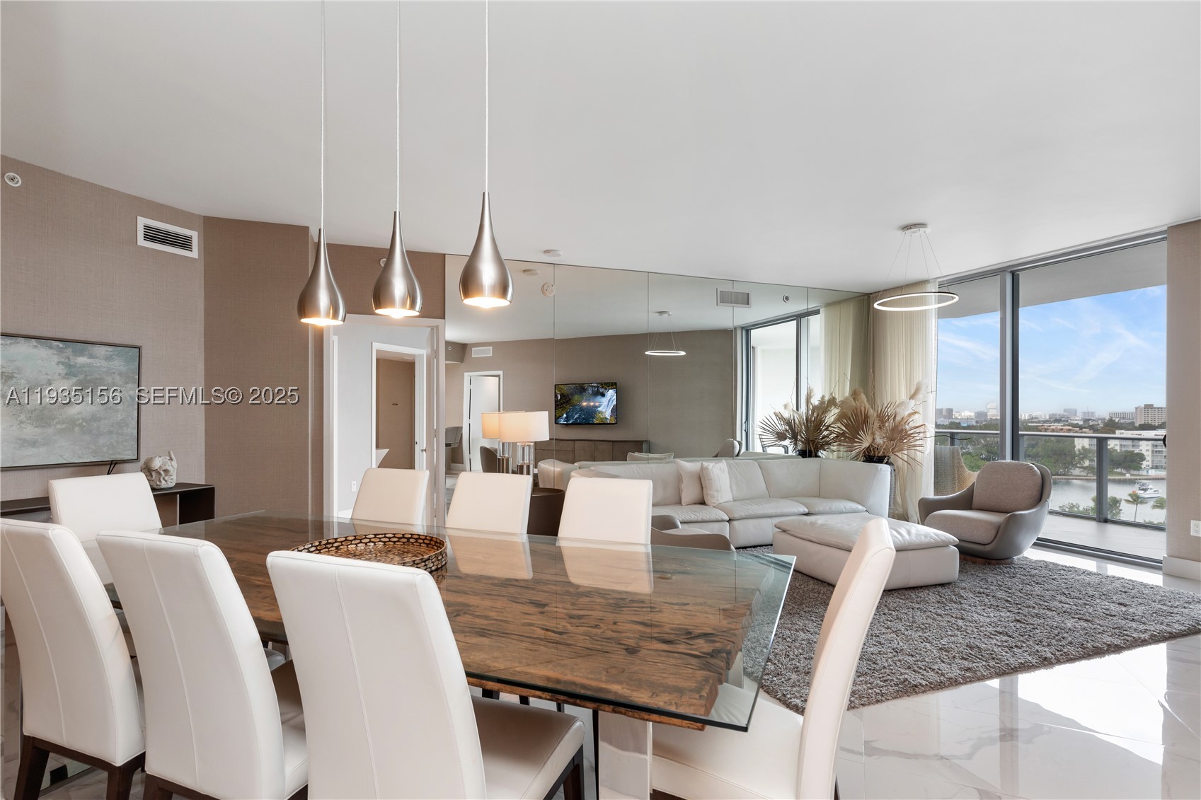 North Miami Beach photo 3