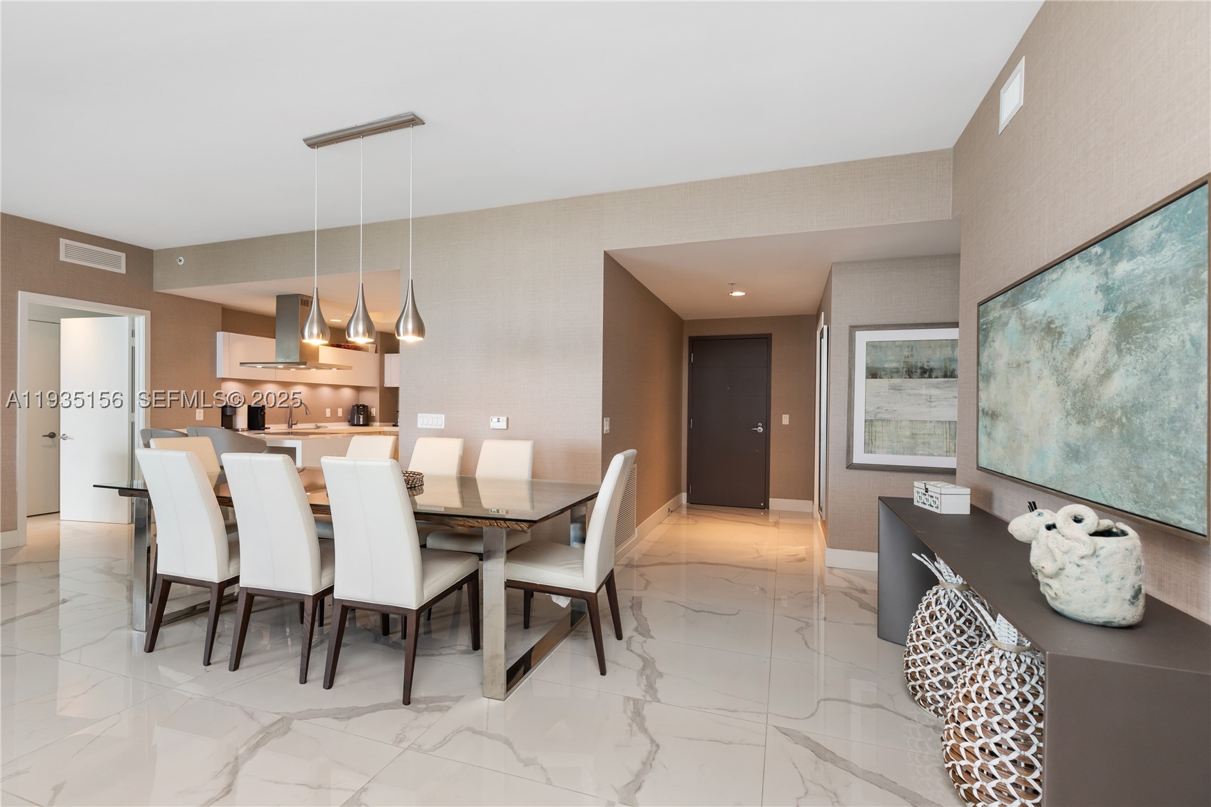 North Miami Beach photo 5