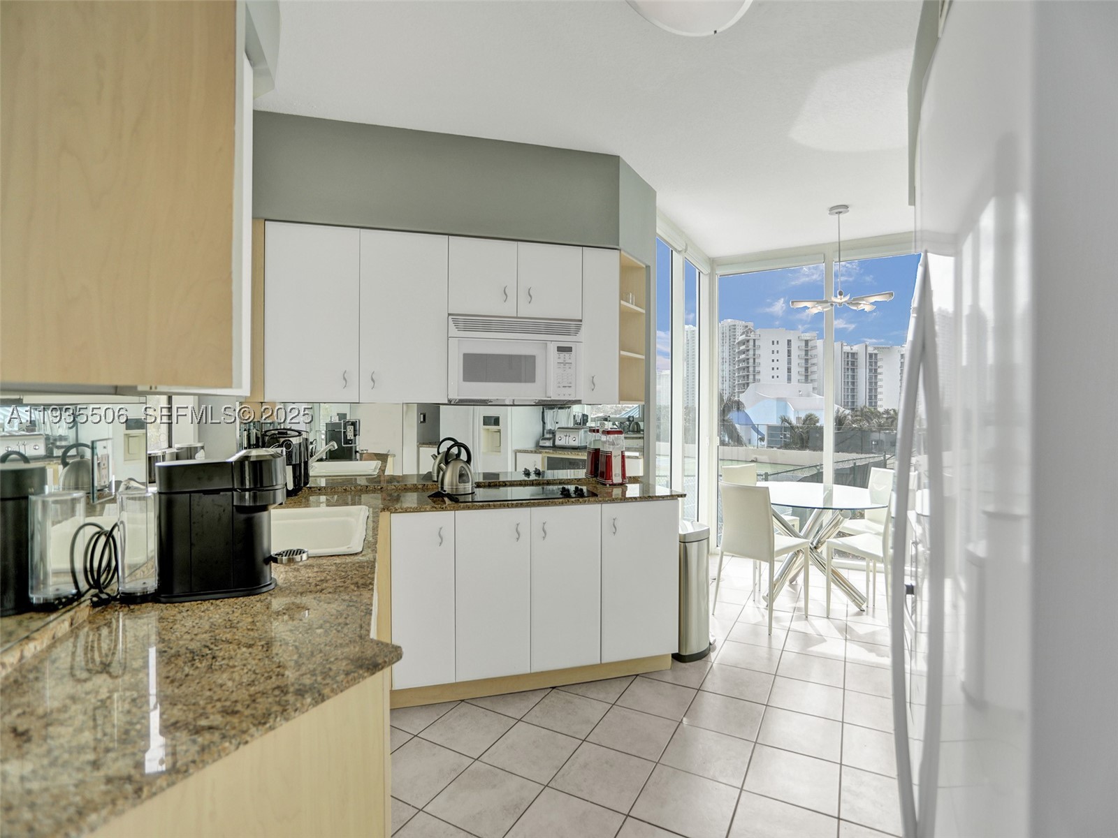 Aventura photo 5