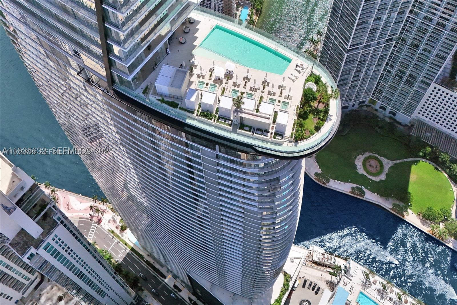 Miami photo 1
