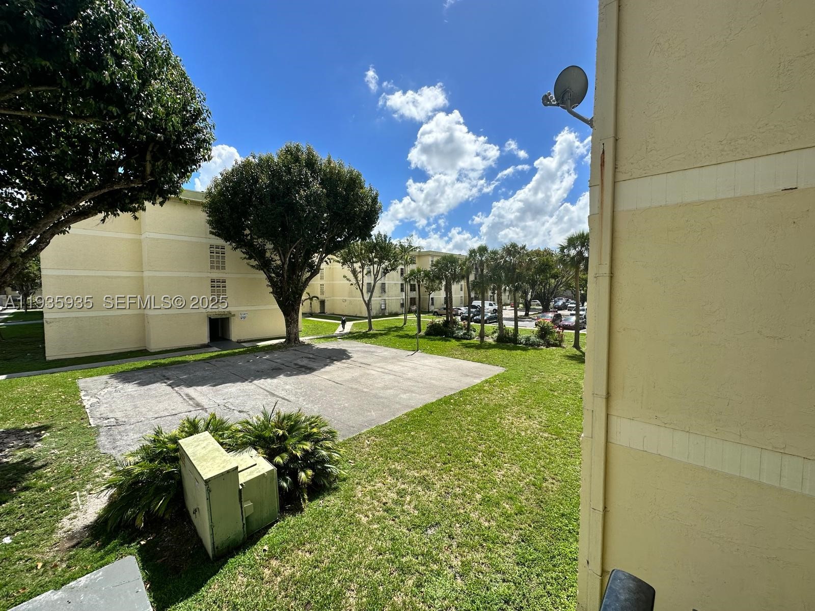 Hialeah photo 2
