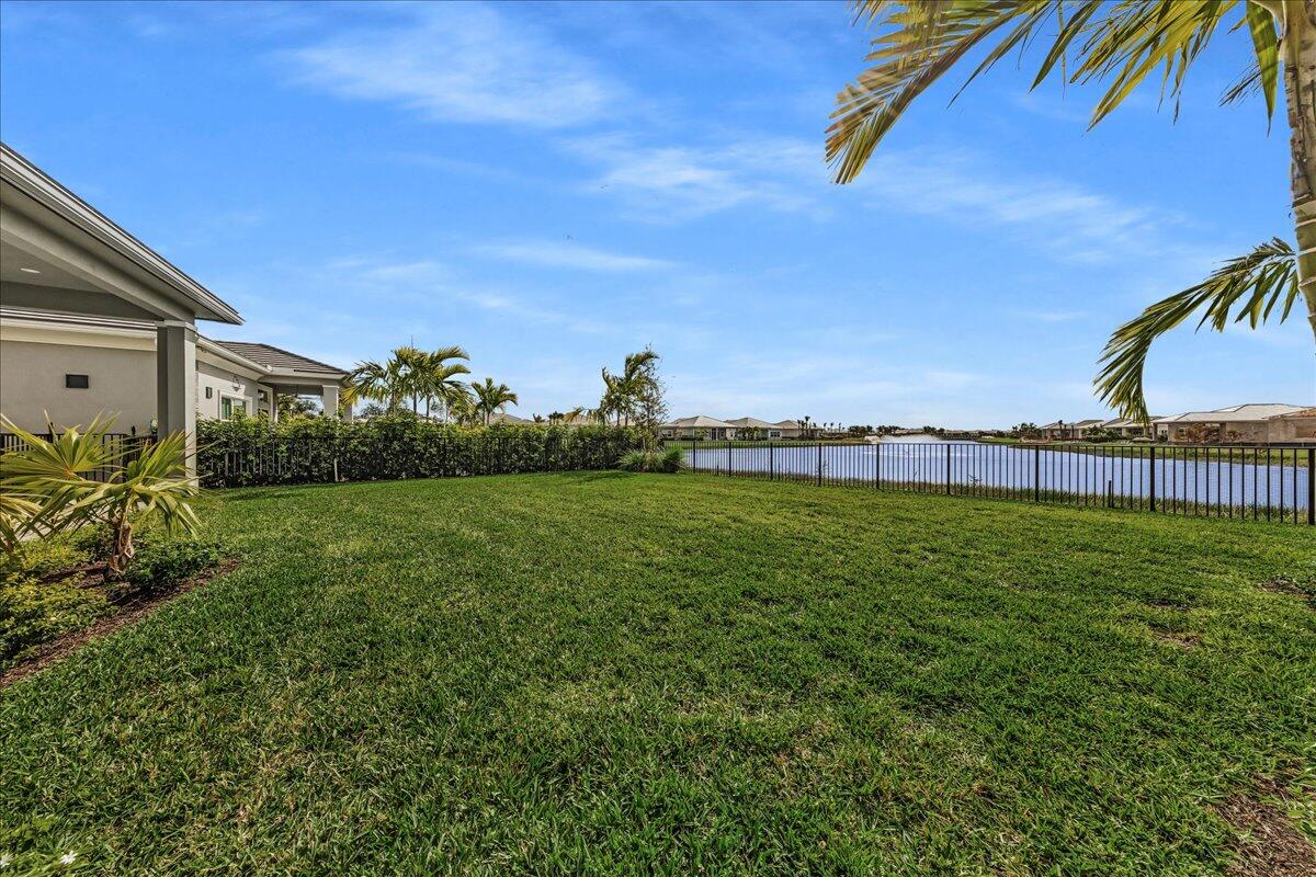 Palm Beach Gardens photo 3