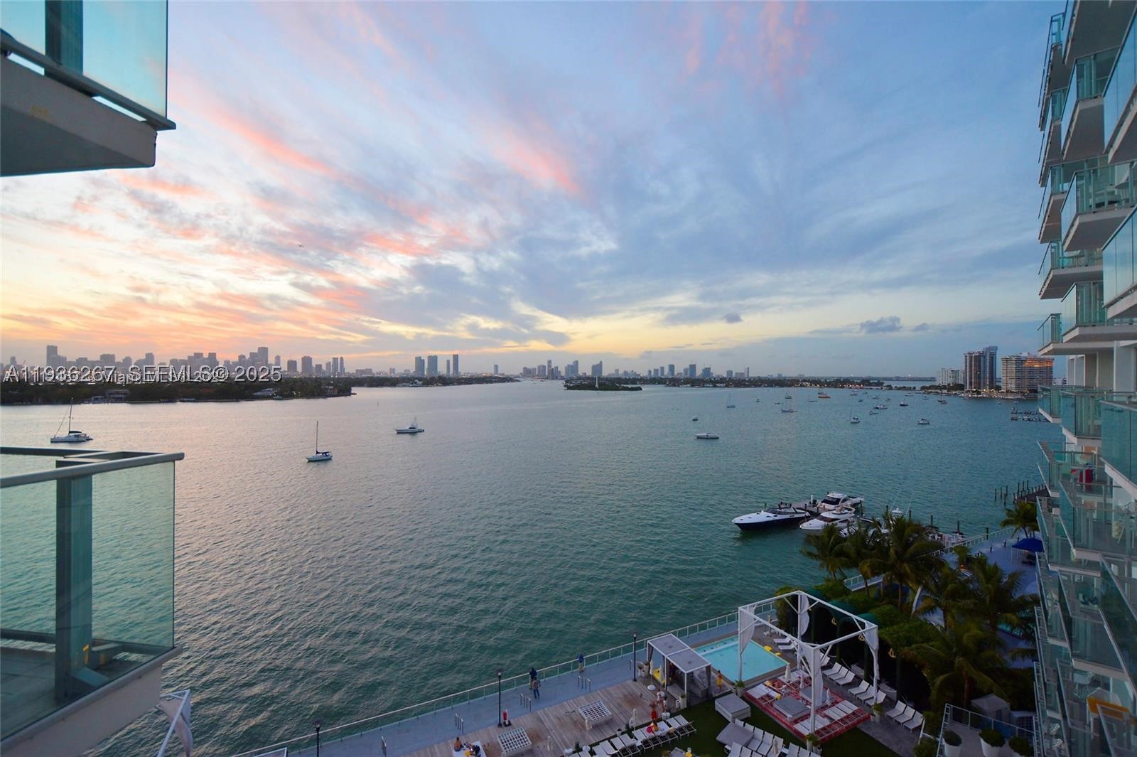 Miami Beach photo 1