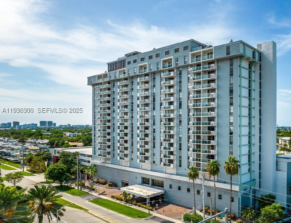 North Miami photo 1