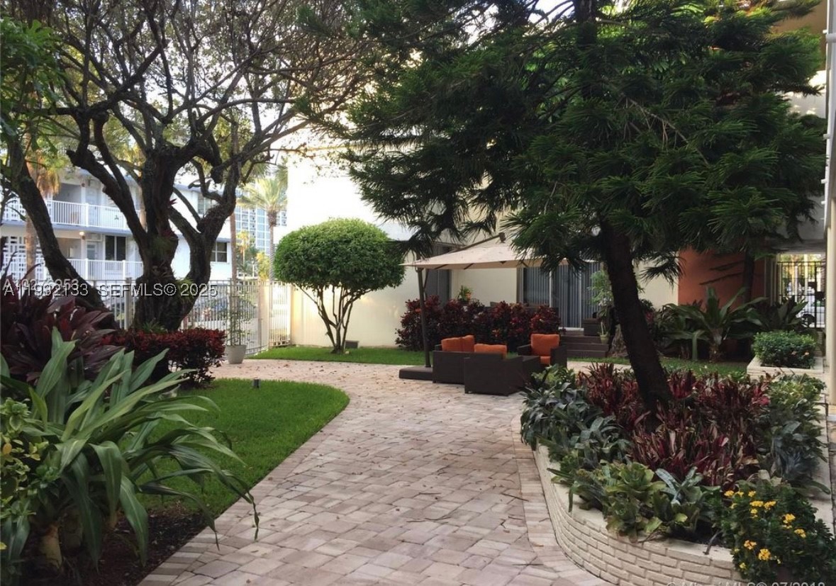 Bal Harbour photo 3