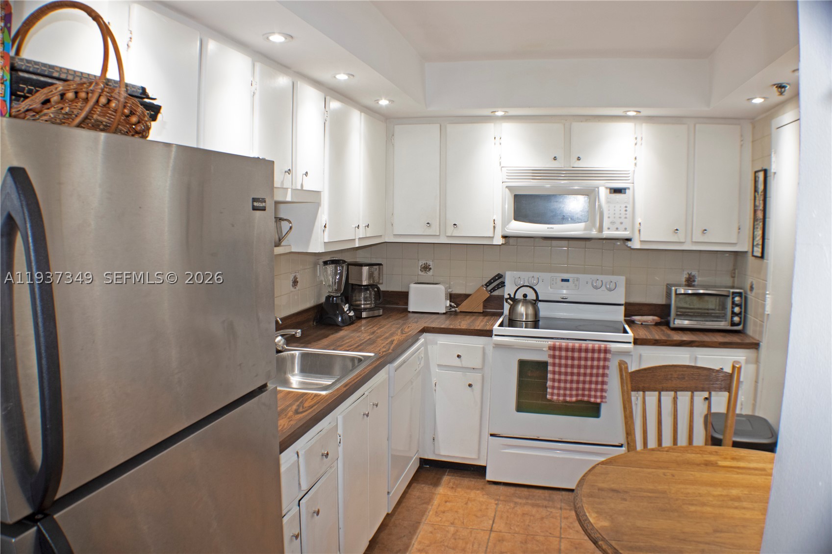 Surfside photo 4
