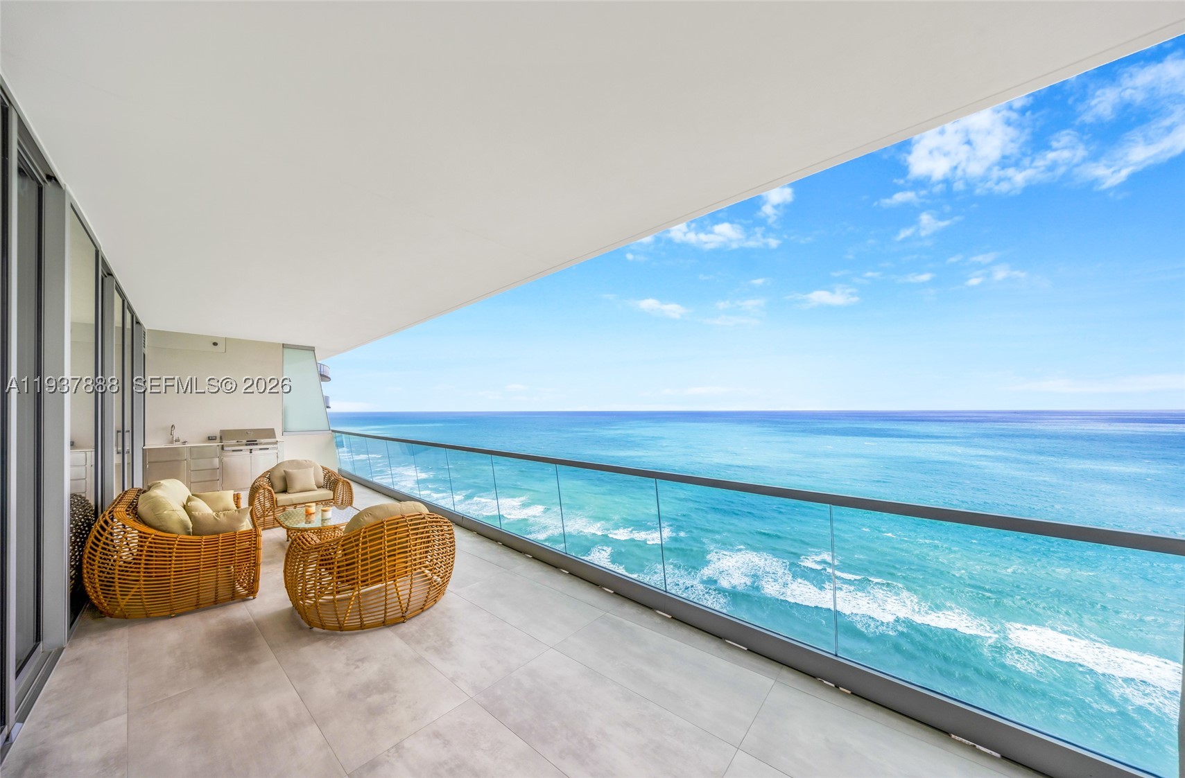 Sunny Isles Beach photo 2