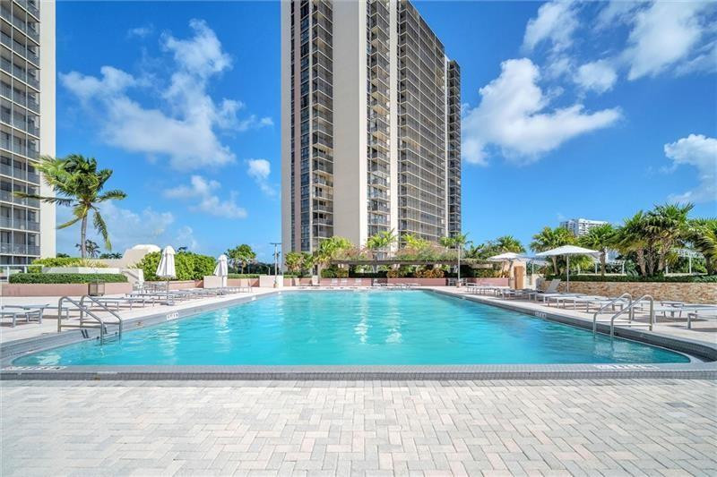 Aventura photo 2