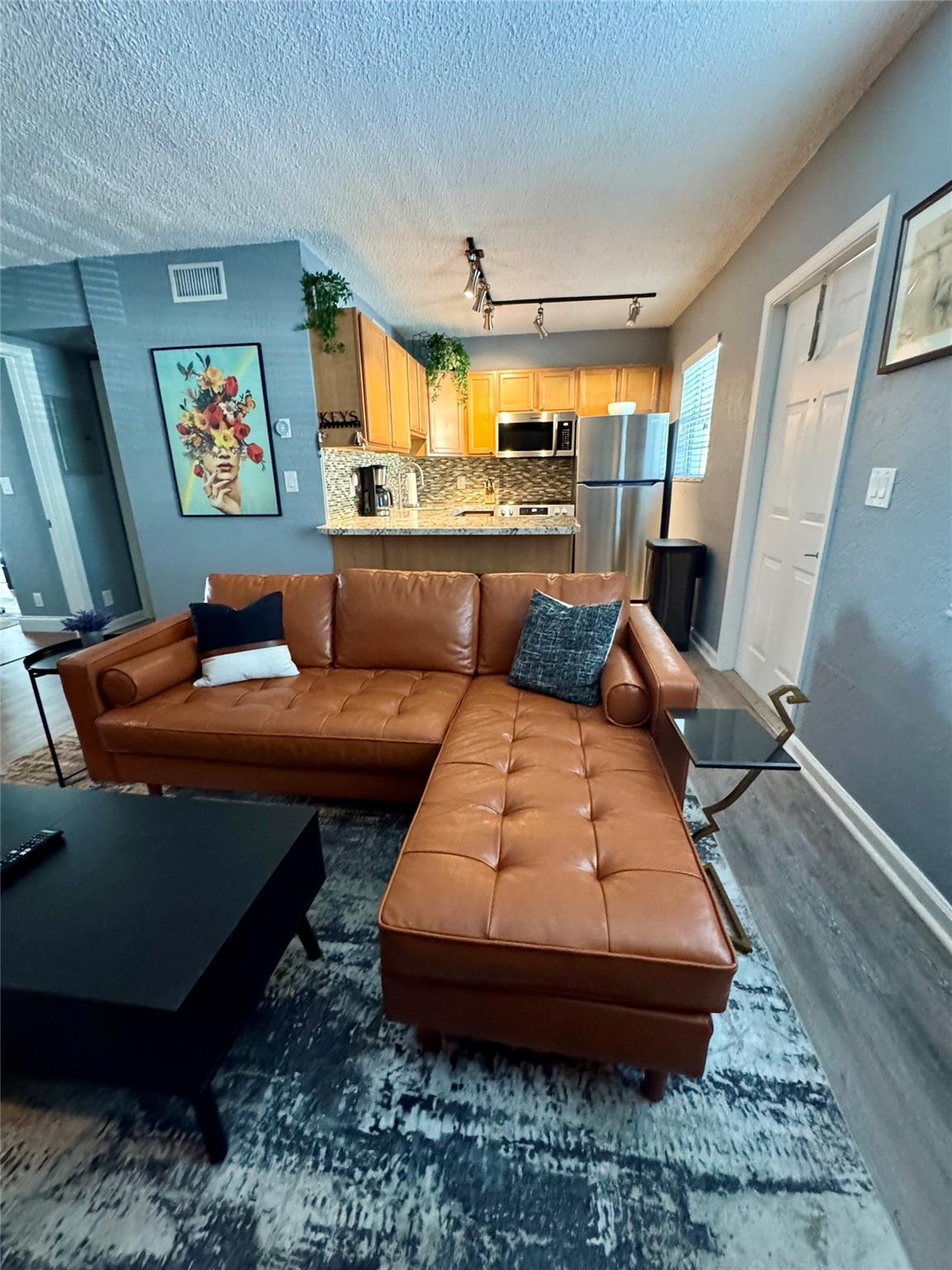 Wilton Manors photo 4