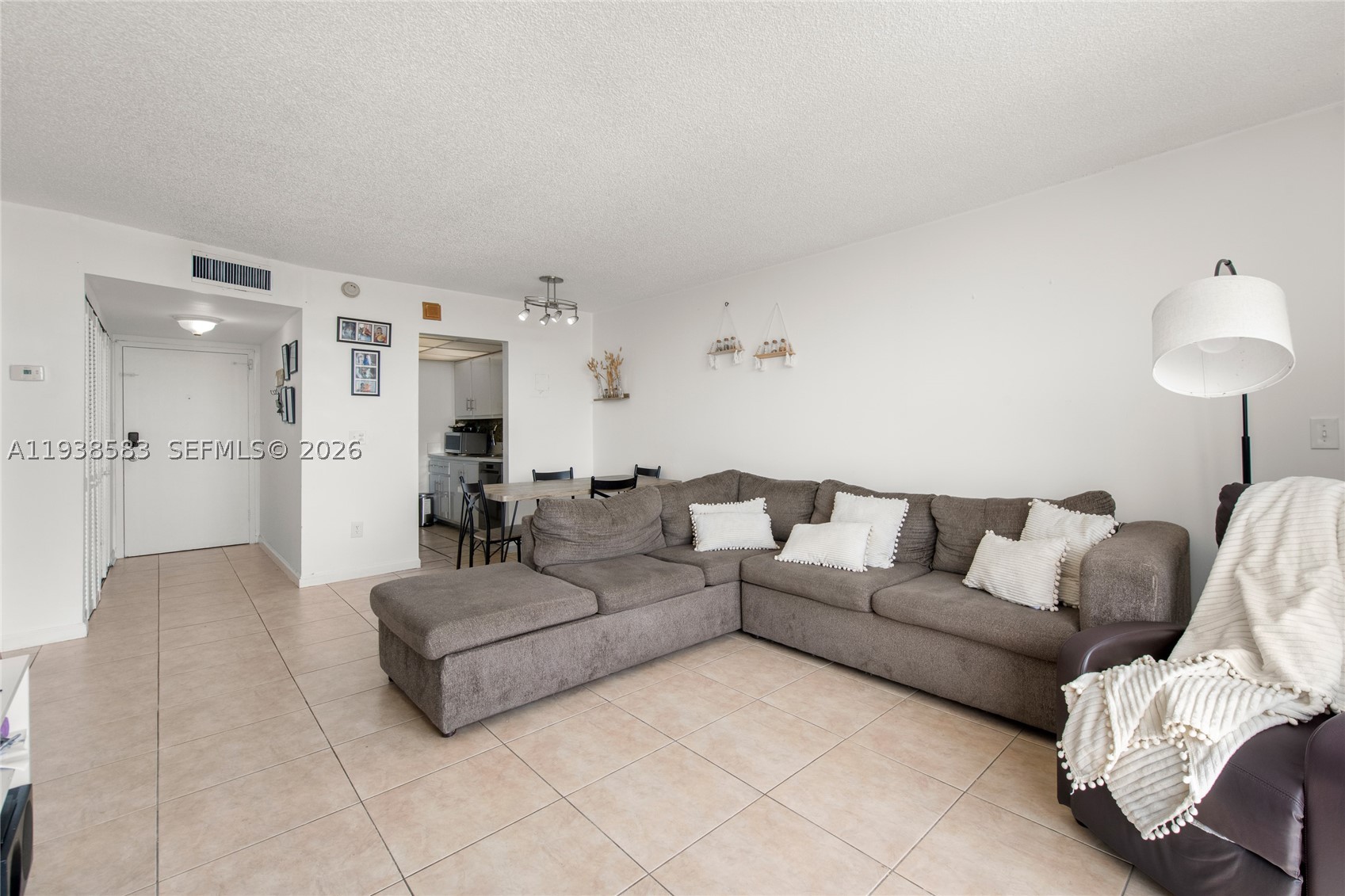 North Miami photo 5