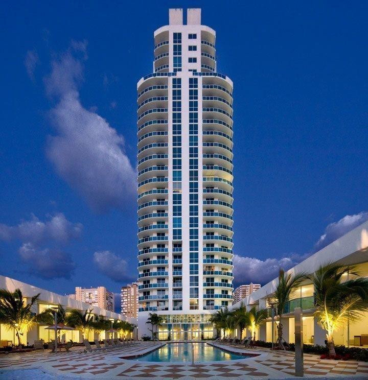 Hallandale Beach photo 1