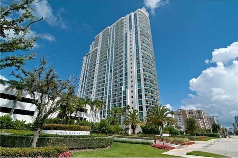 Hallandale Beach photo 3