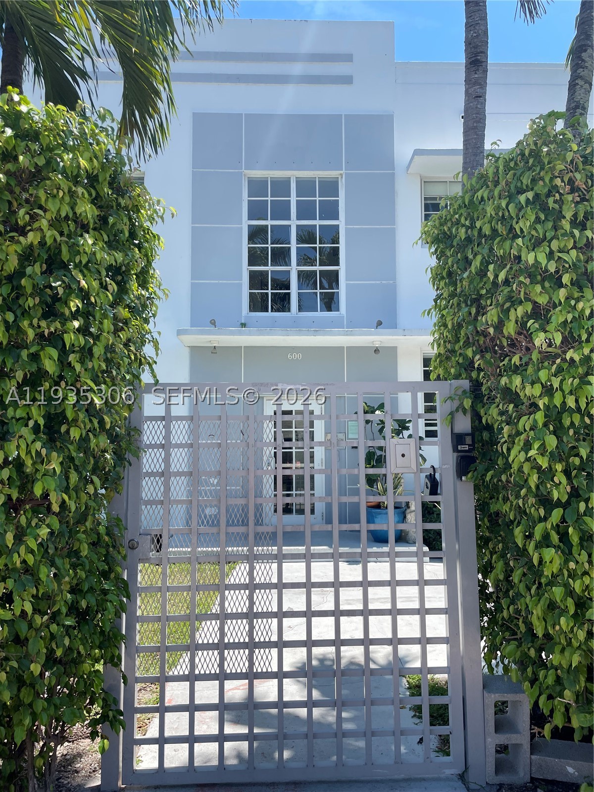 Miami Beach photo 1