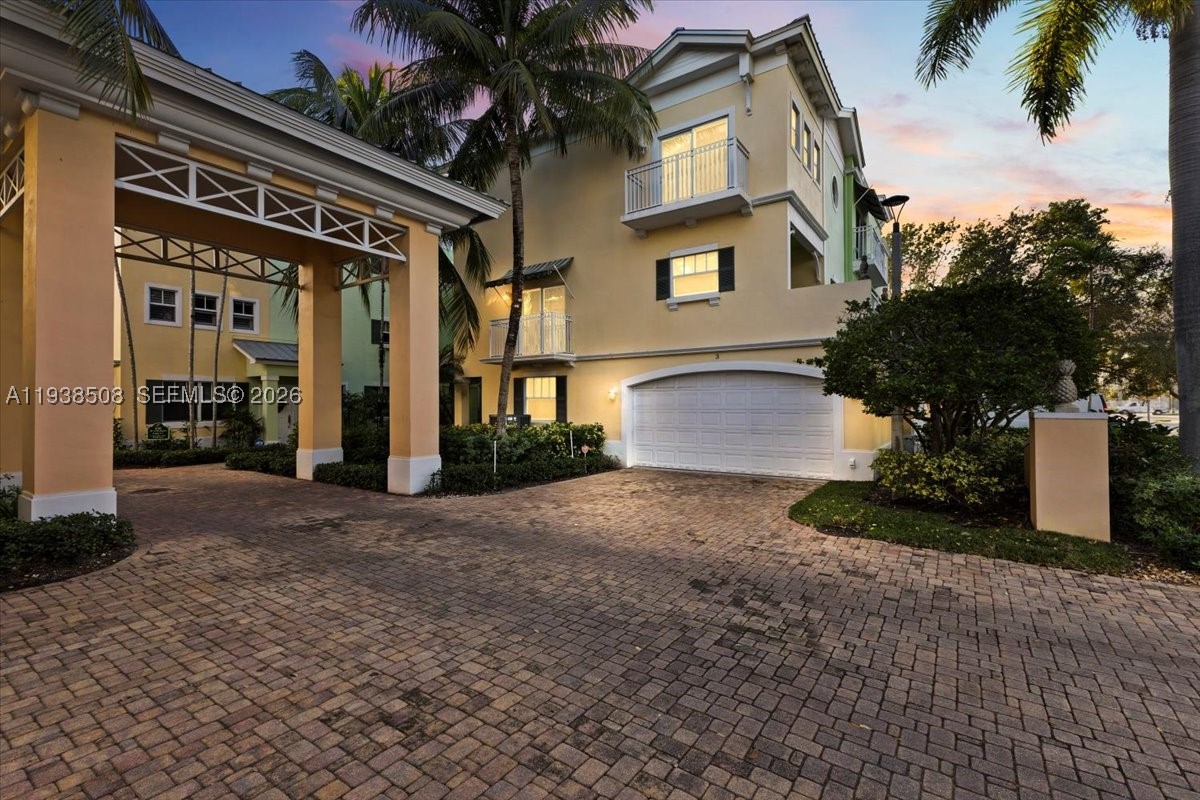Fort Lauderdale photo 2