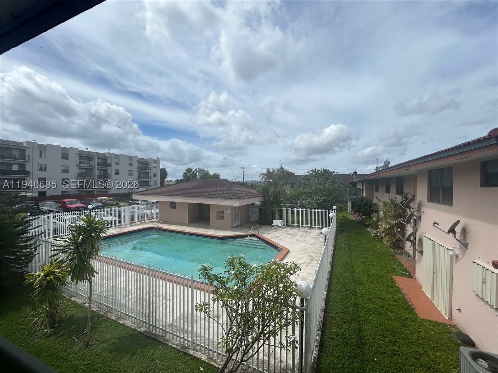 Hialeah photo 2