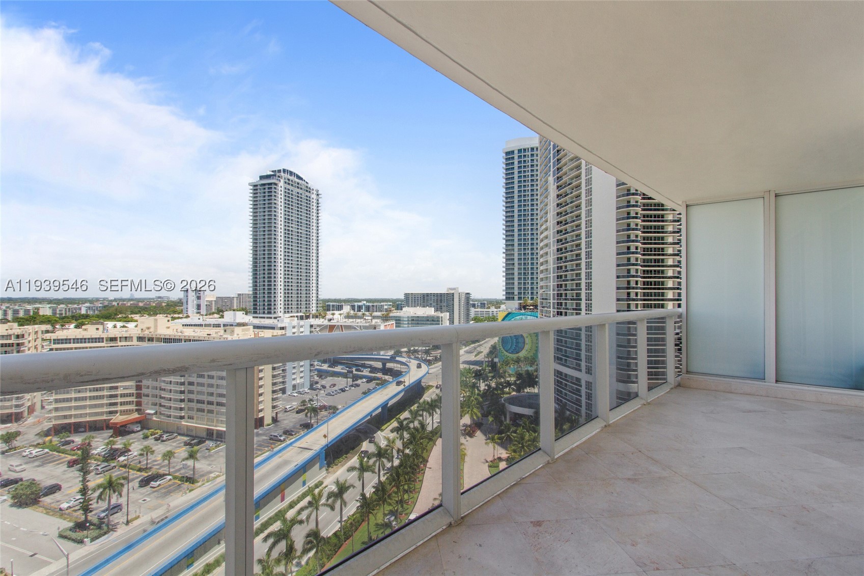Hallandale Beach photo 2