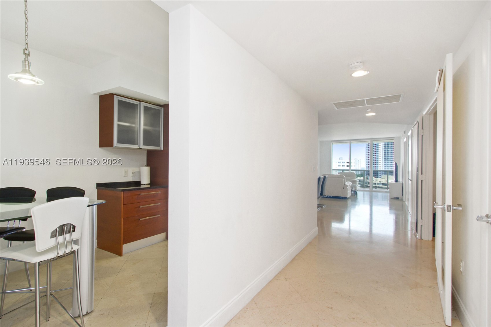 Hallandale Beach photo 3