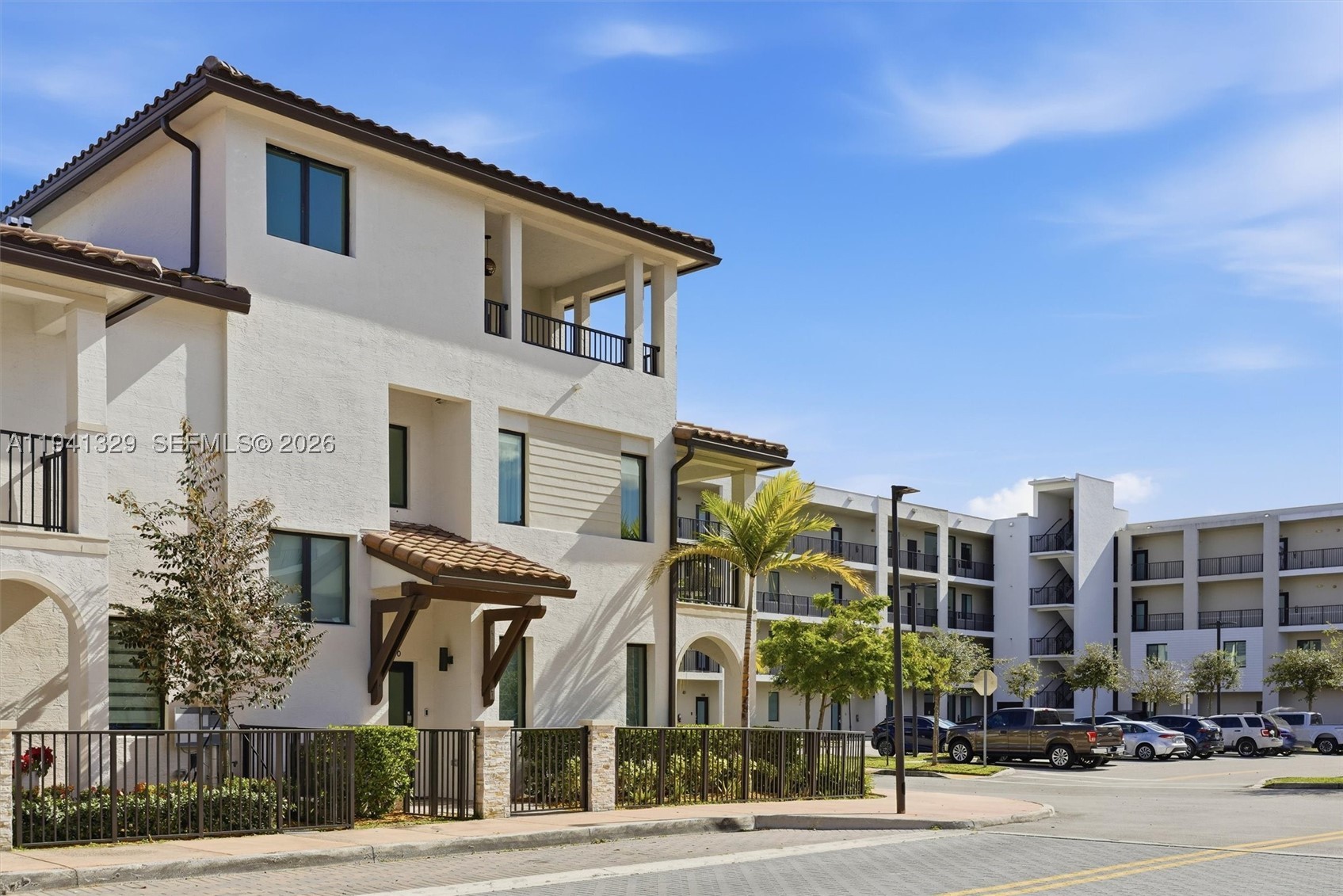 Doral photo 2