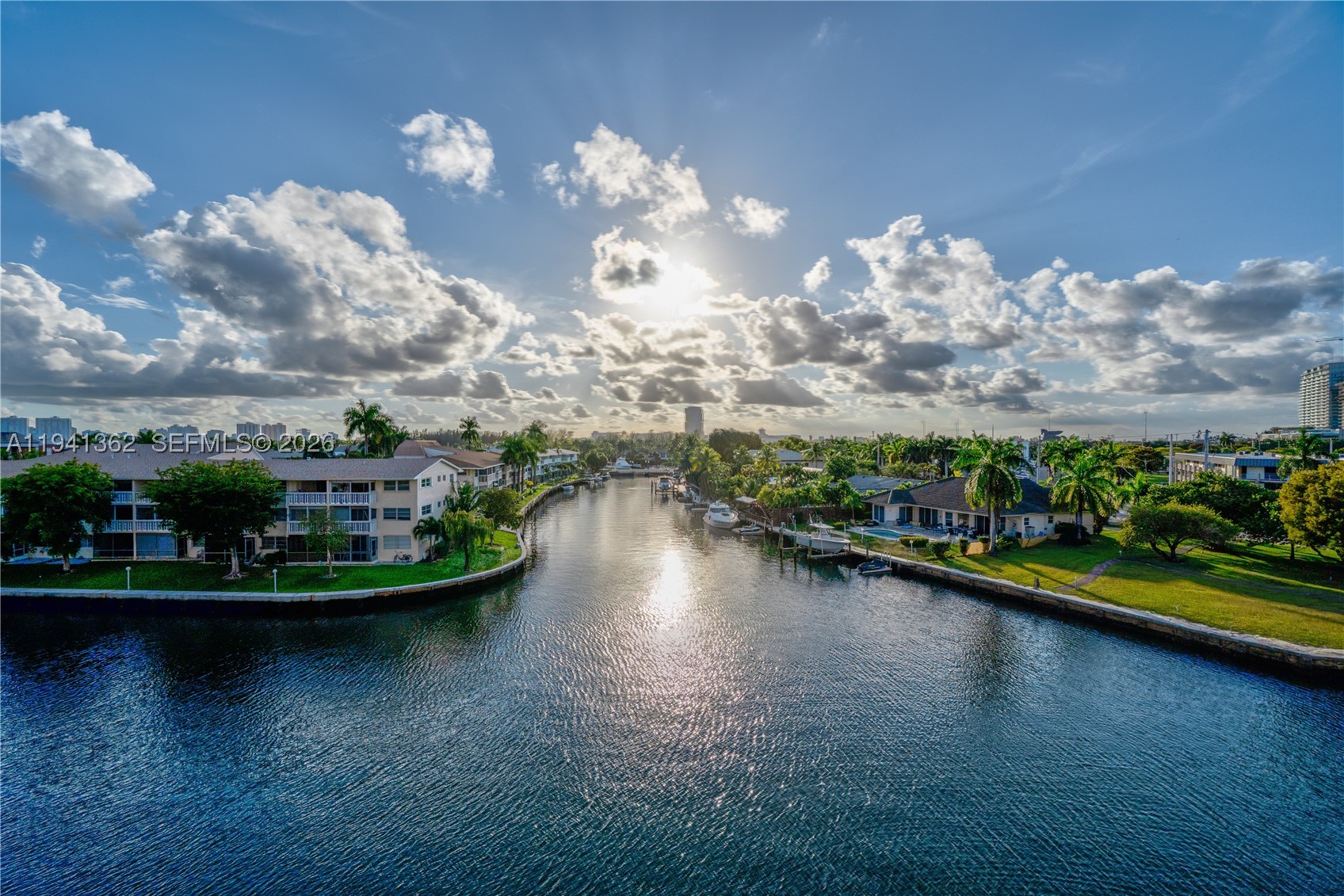 Hallandale Beach photo 1