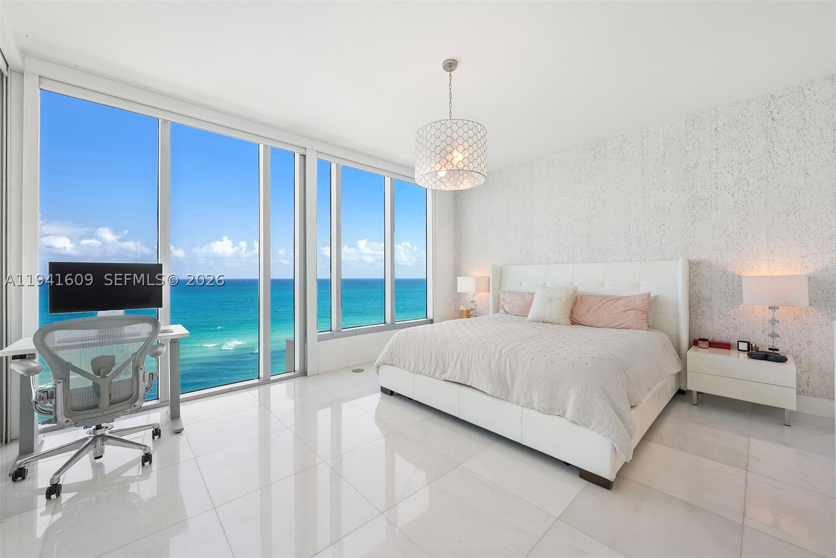 Miami Beach photo 2