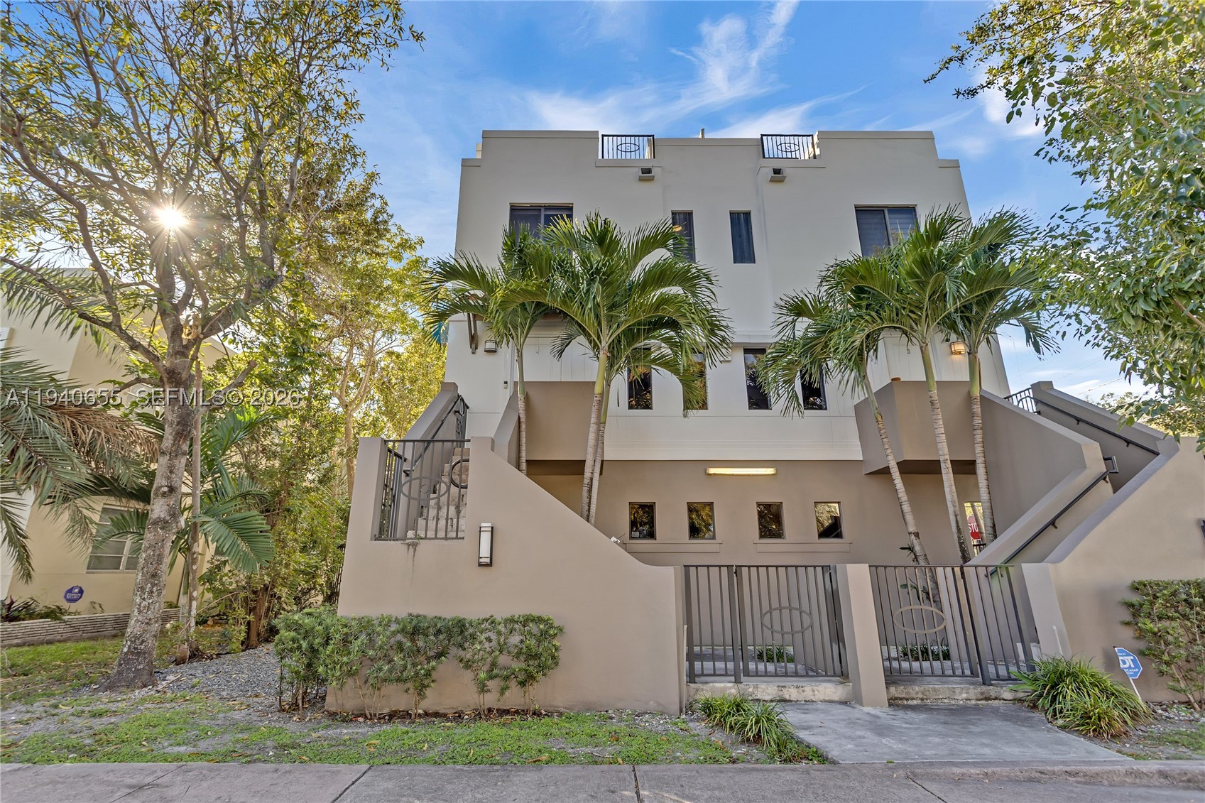Coral Gables photo 2