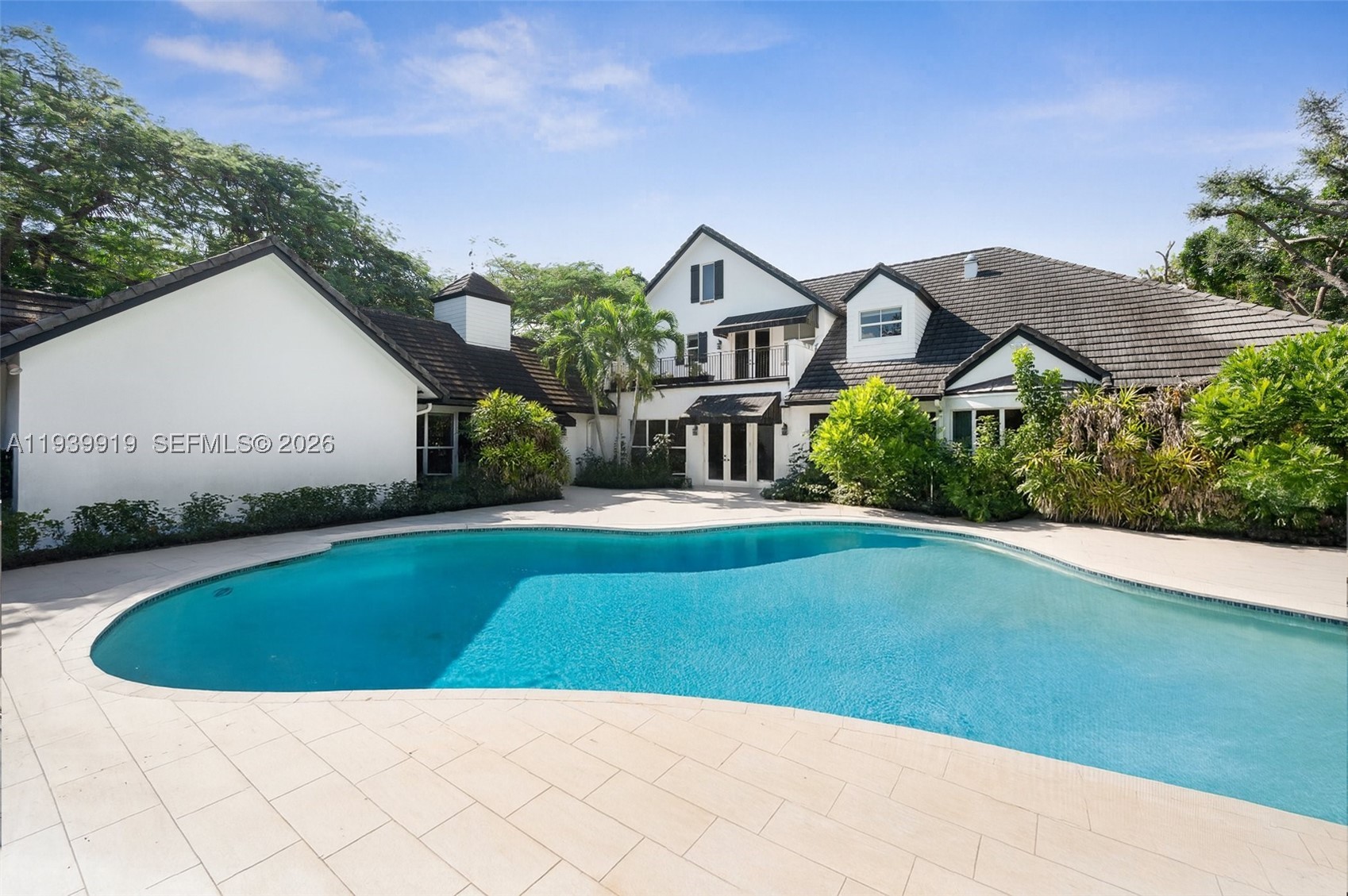 Pinecrest