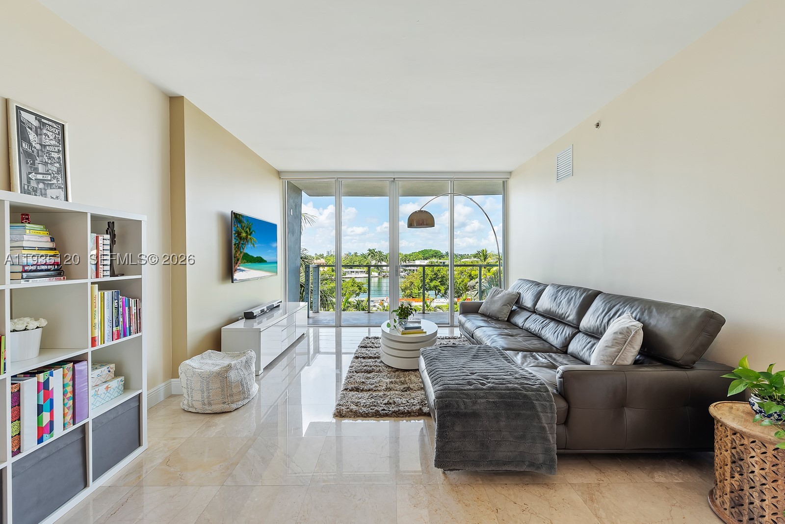 Miami Beach photo 2