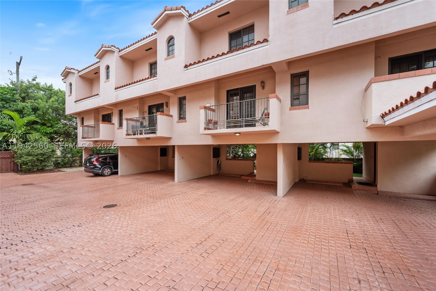 Coral Gables photo 2