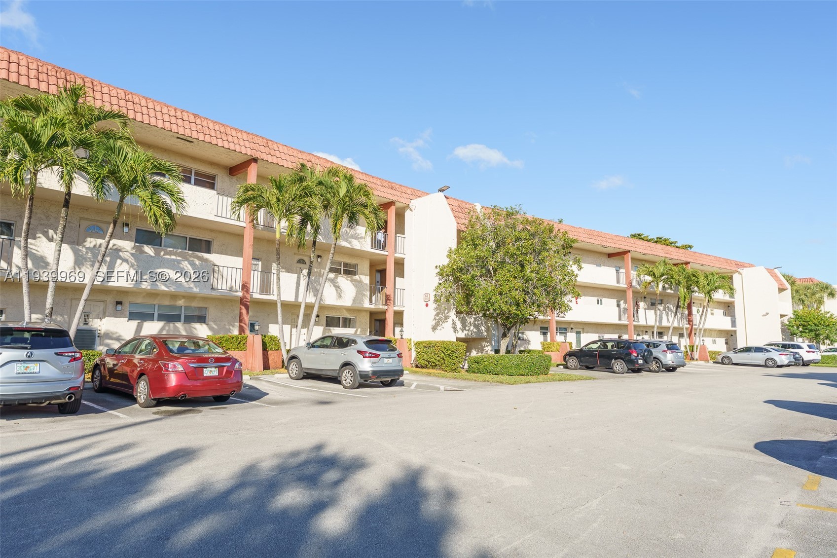 Pembroke Pines photo 1