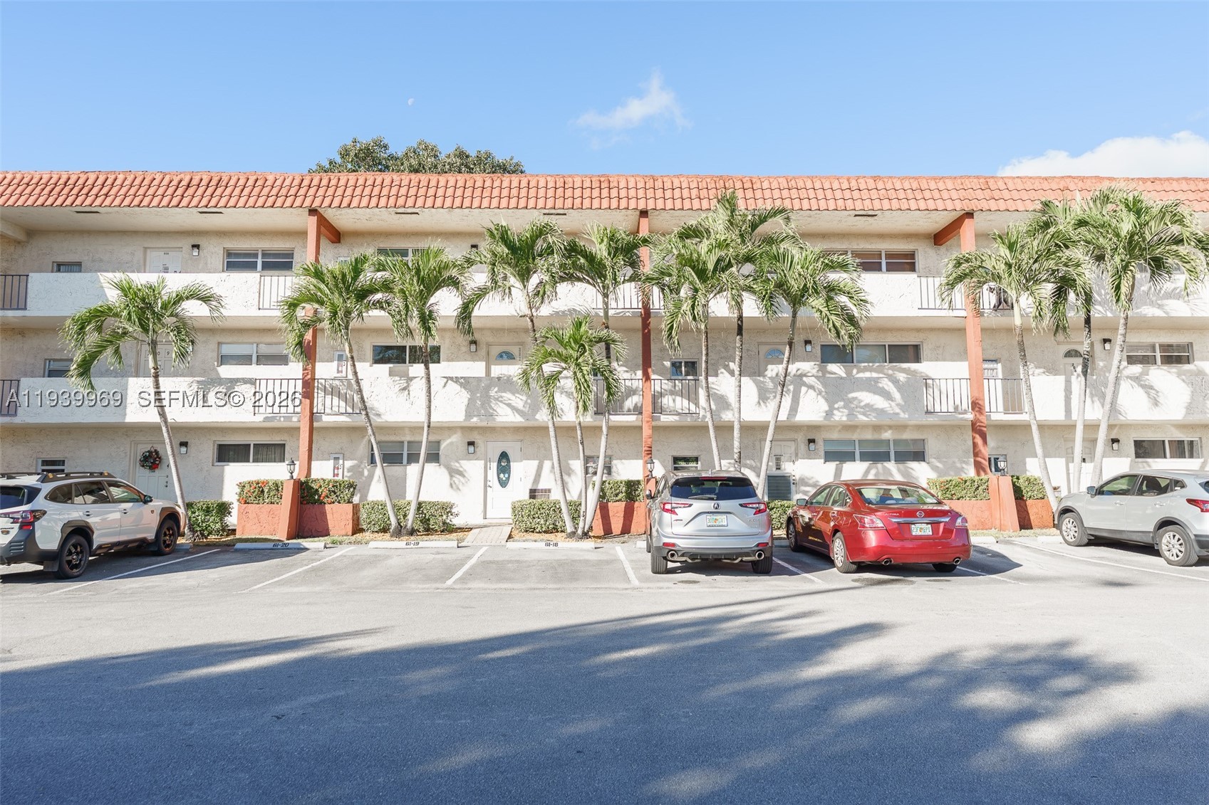 Pembroke Pines photo 2