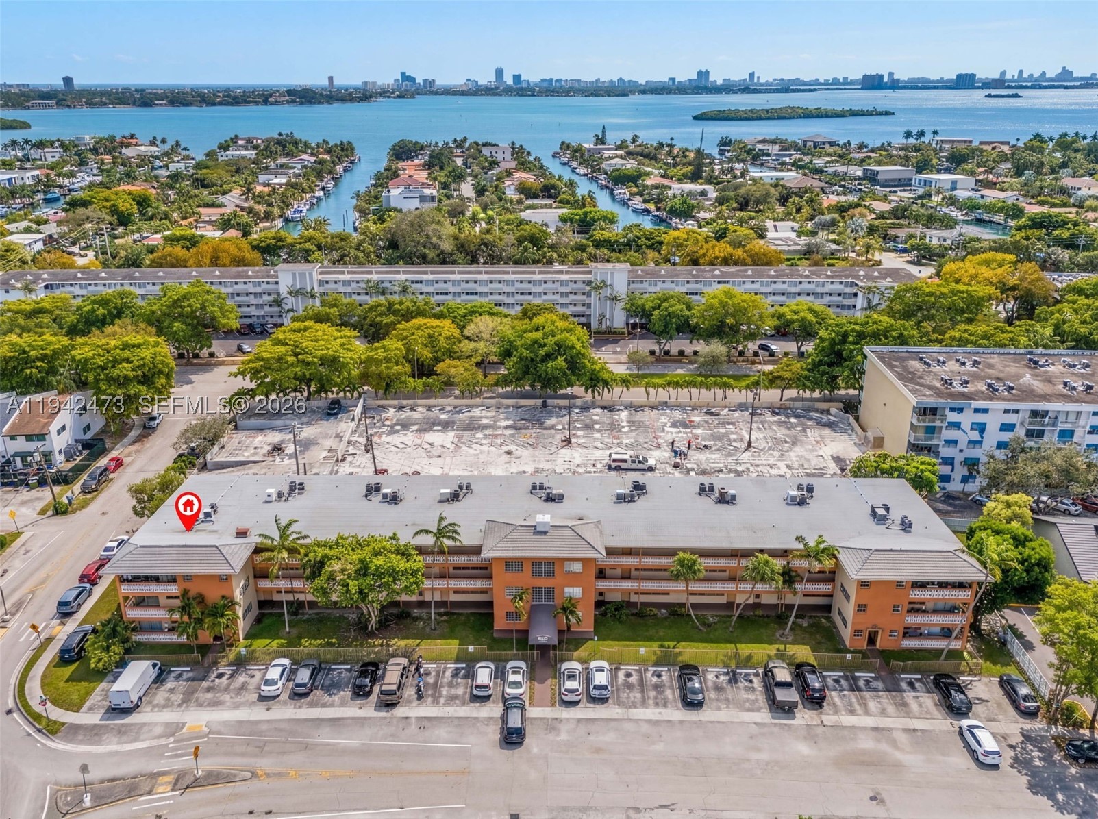 North Miami photo 4