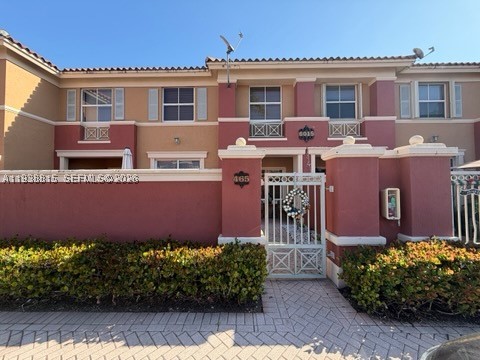 Doral photo 2
