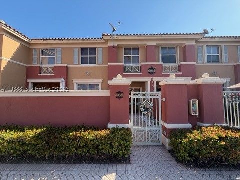 Doral photo 3