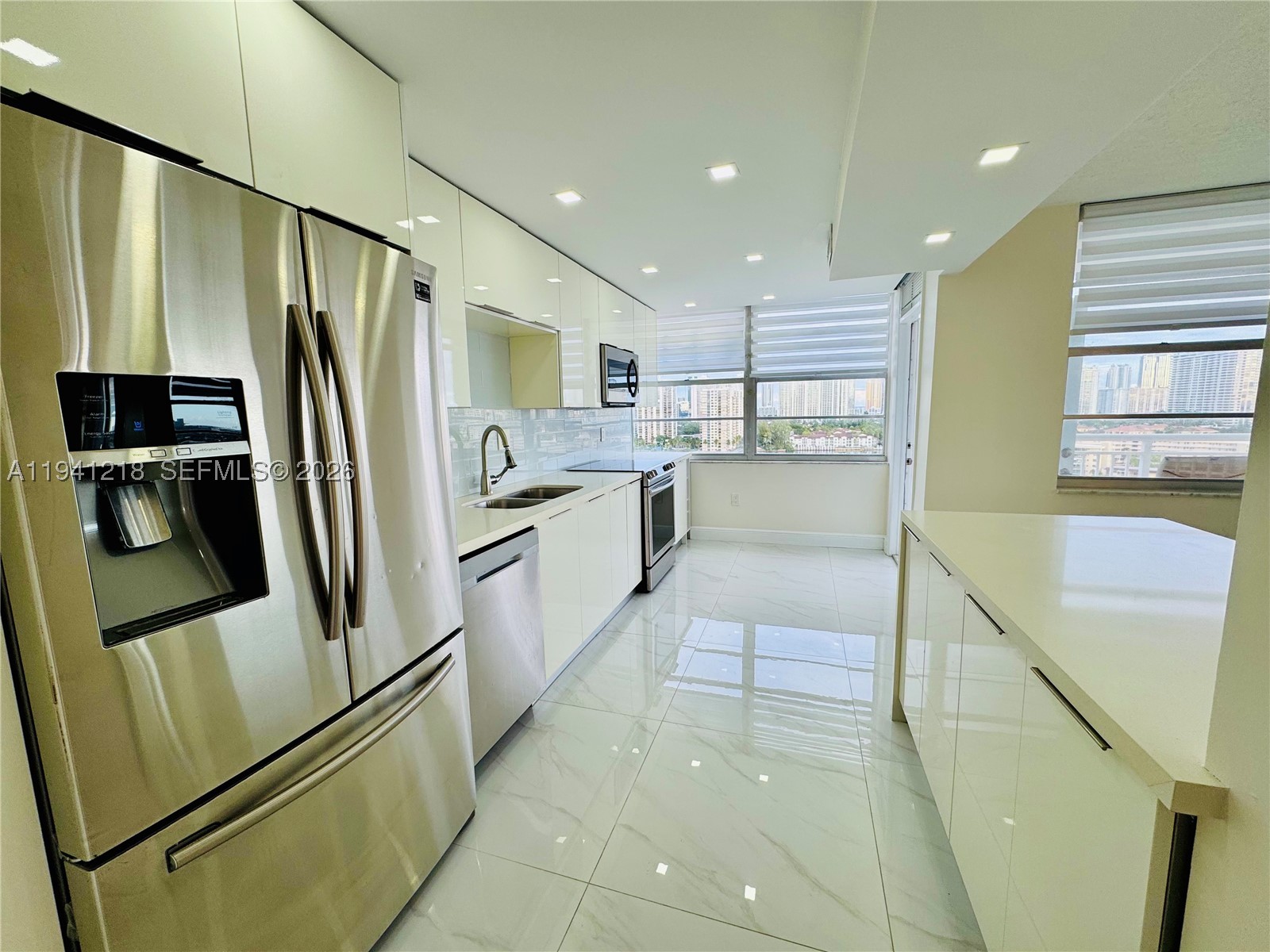 Aventura photo 3
