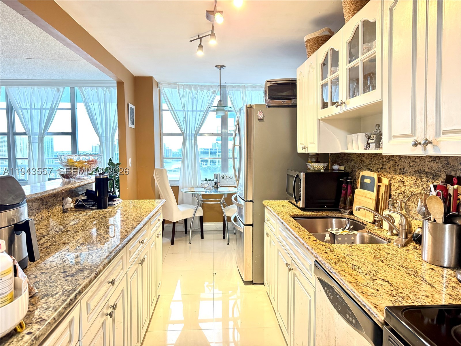 Sunny Isles Beach photo 5