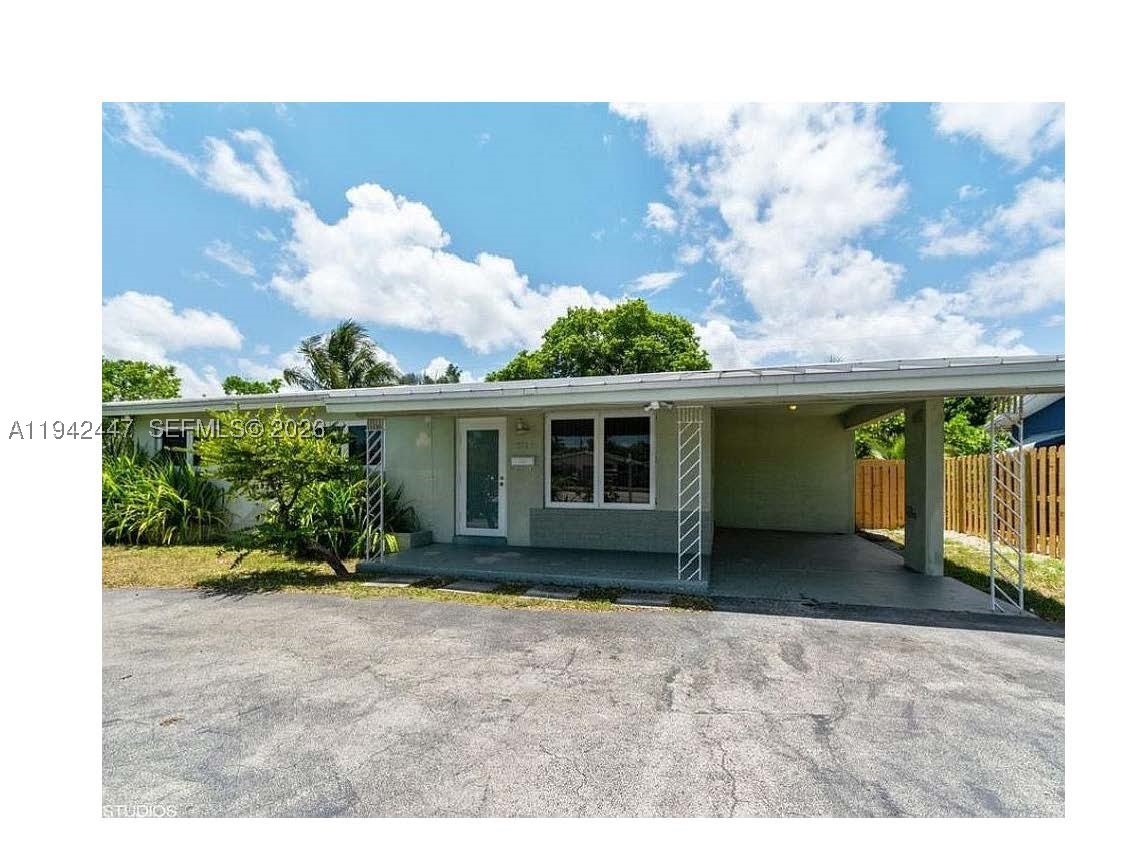 Wilton Manors photo 1