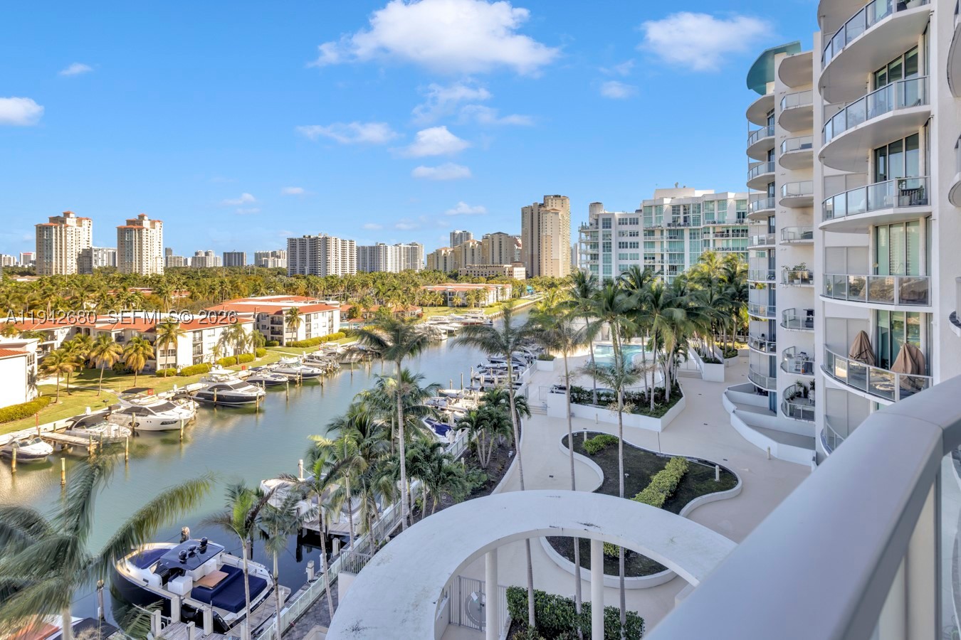 Aventura photo 1