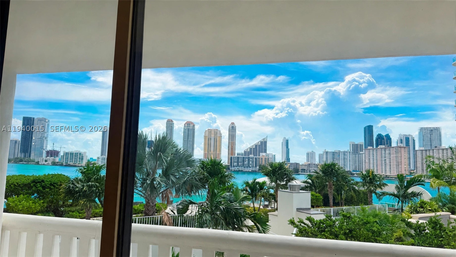Aventura photo 2