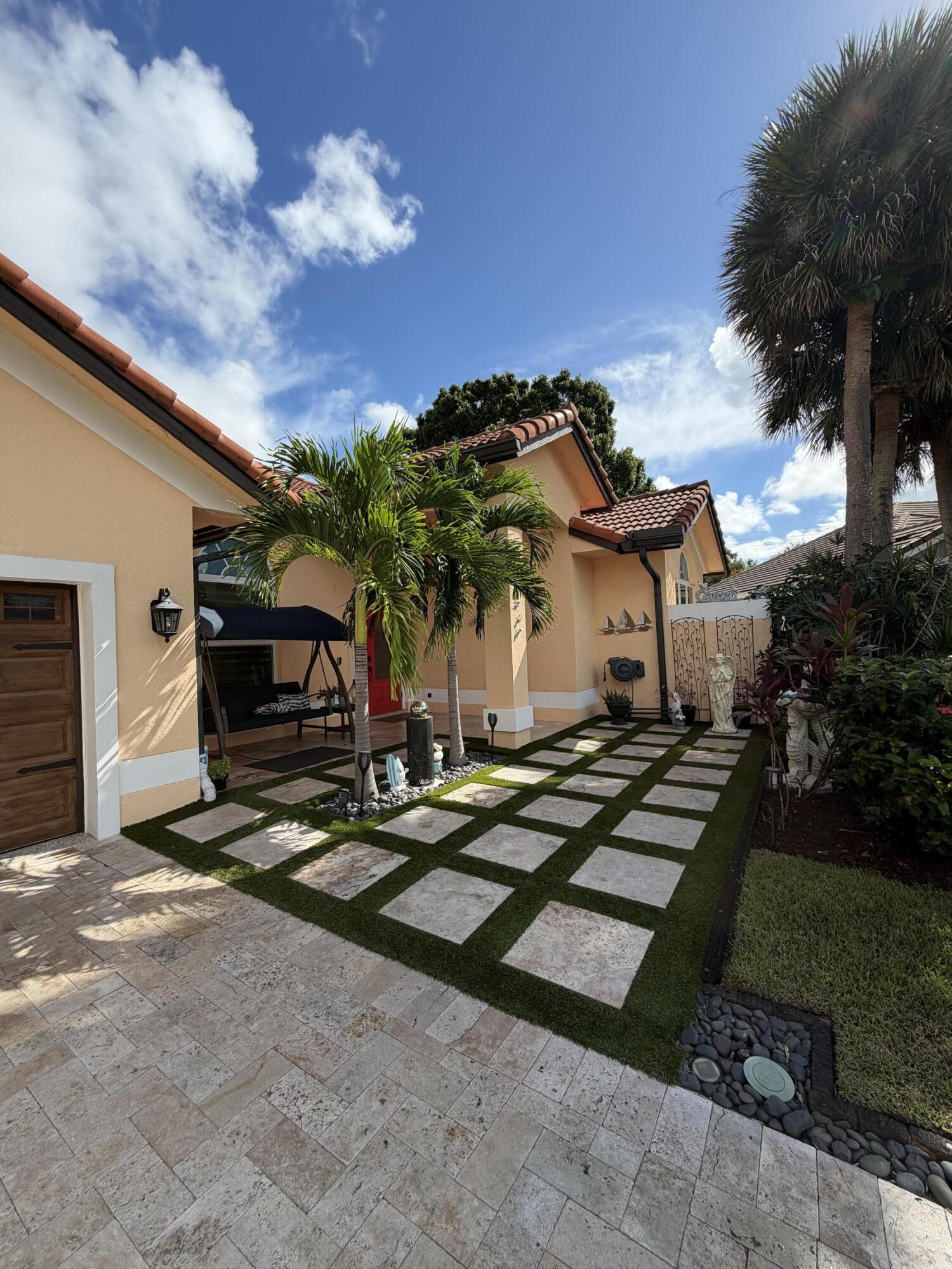 Palm Beach Gardens photo 4