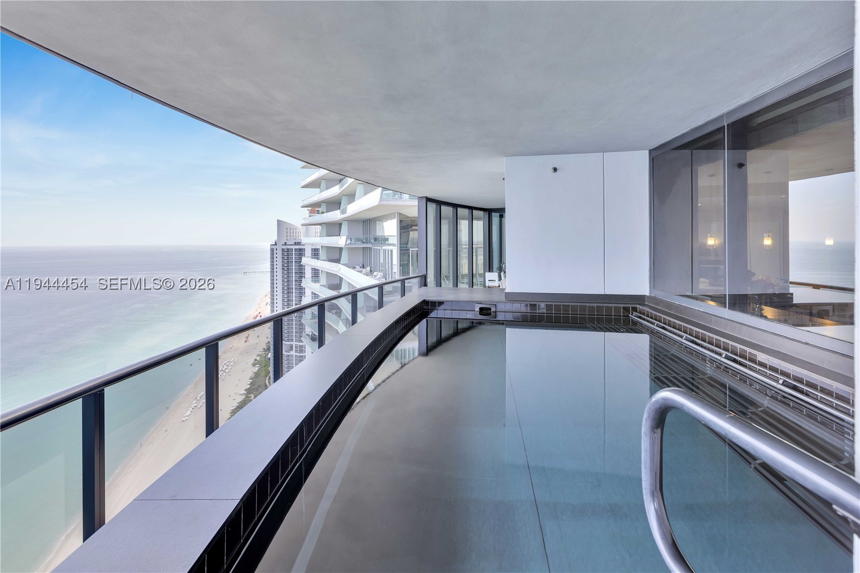 Sunny Isles Beach photo 2
