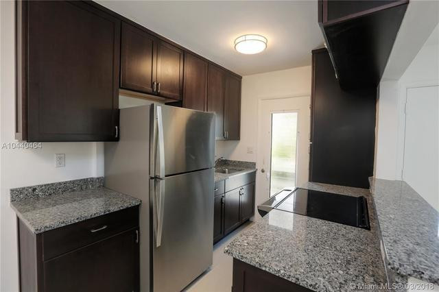 North Miami photo 3