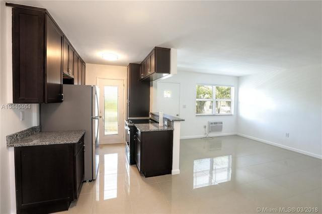 North Miami photo 4