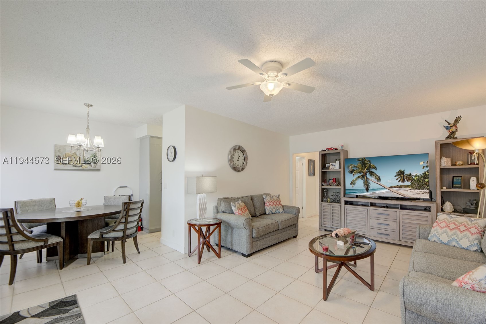 Hallandale Beach photo 1