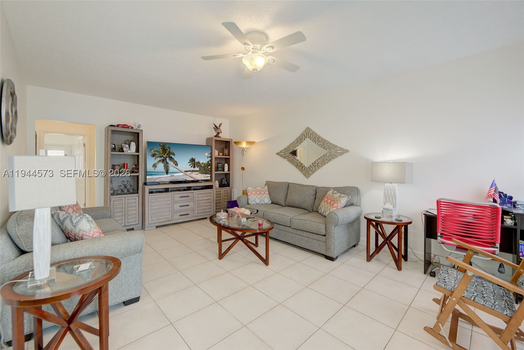 Hallandale Beach photo 2