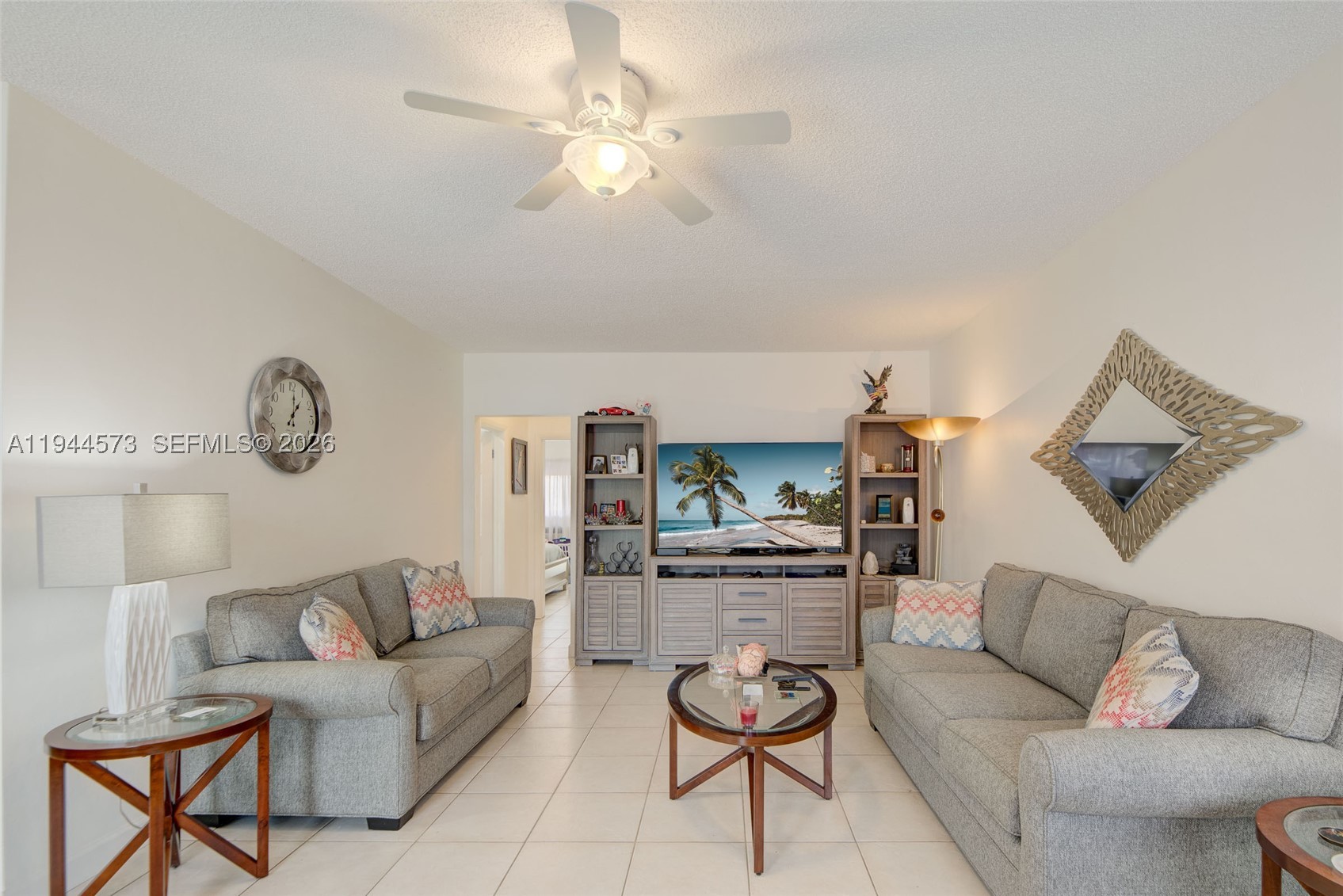 Hallandale Beach photo 3