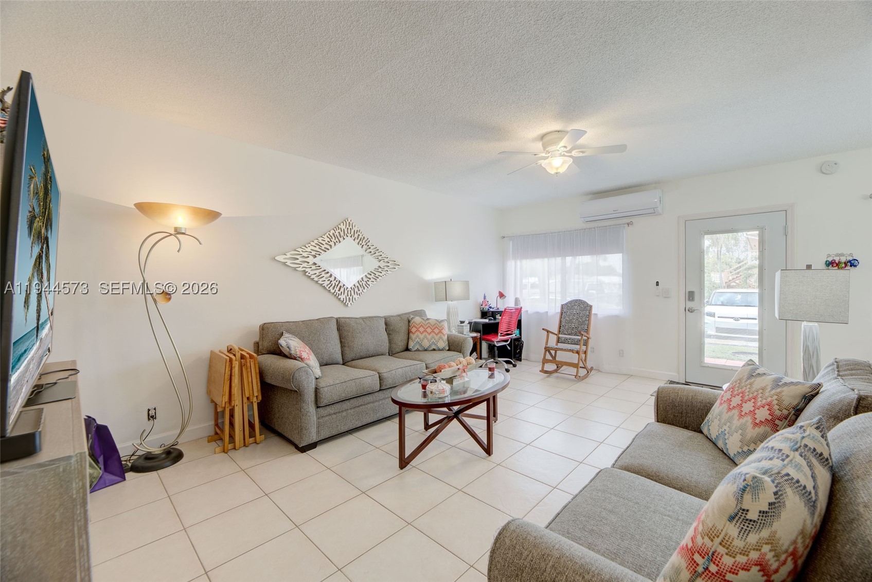 Hallandale Beach photo 4